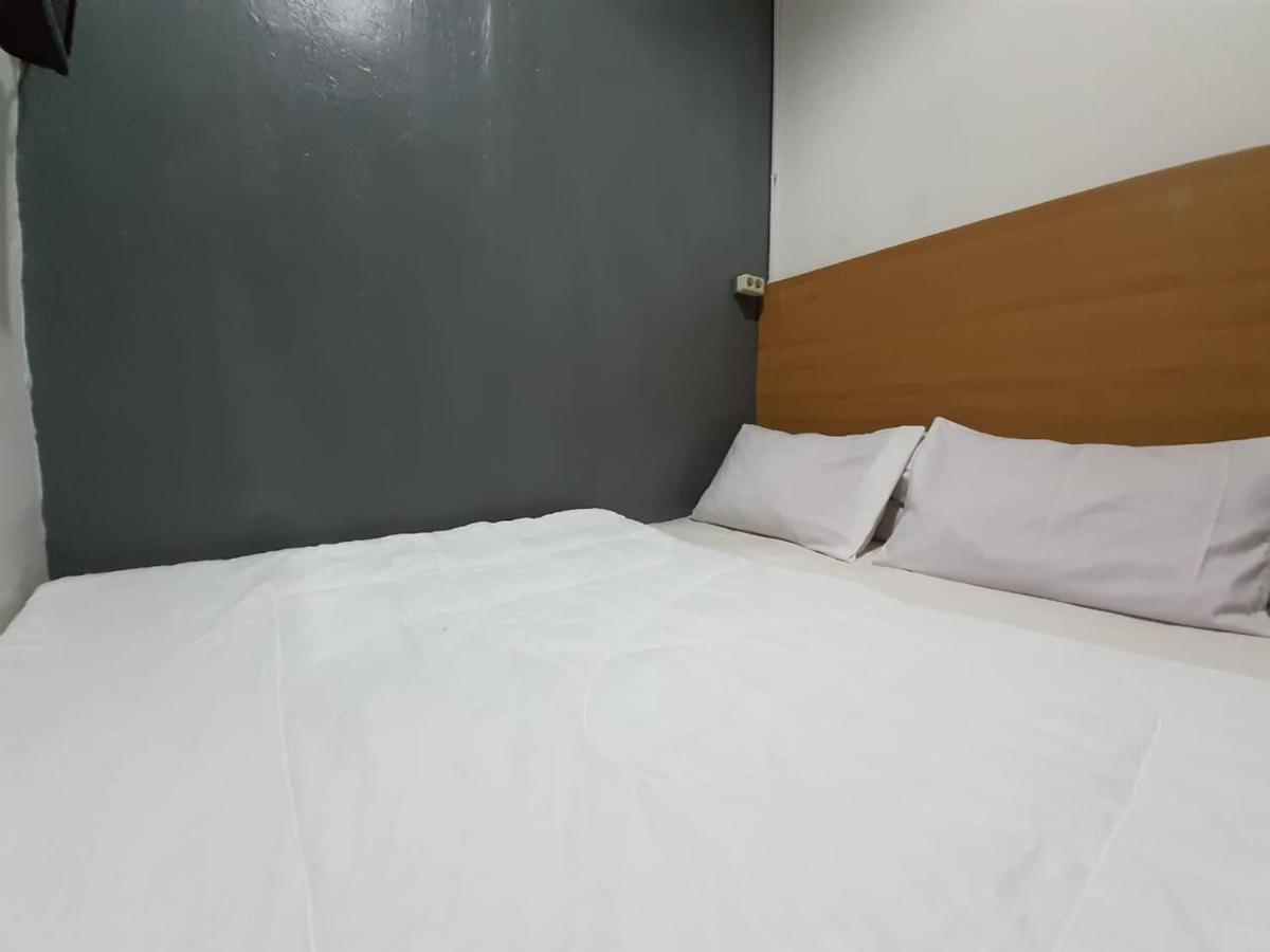 Chrysant Hotel Elok By Idh Jakarta Extérieur photo